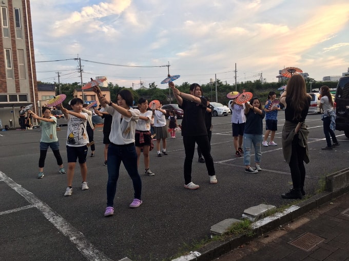 大蛇山の踊りの練習風景