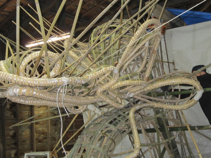 栄町龍栄會の大蛇作成風景2016版