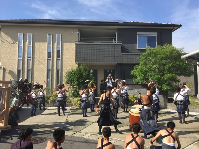 大蛇の目玉納めてきました