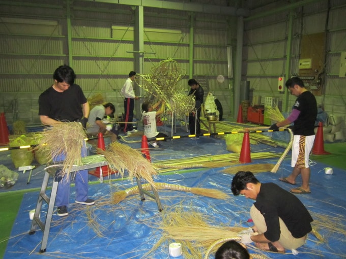 大蛇山を作ってる様子